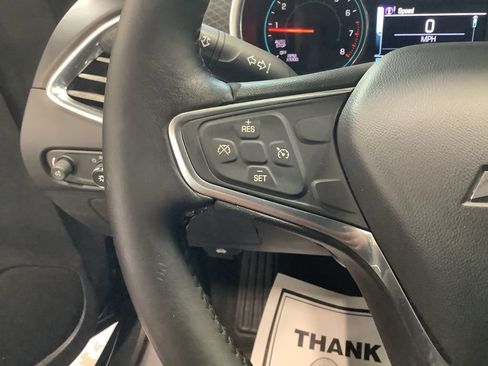 Used 2017 Chevrolet Malibu LT image 16