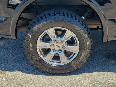 Used 2016 Ford F150 Lariat AWD/4WD image 6