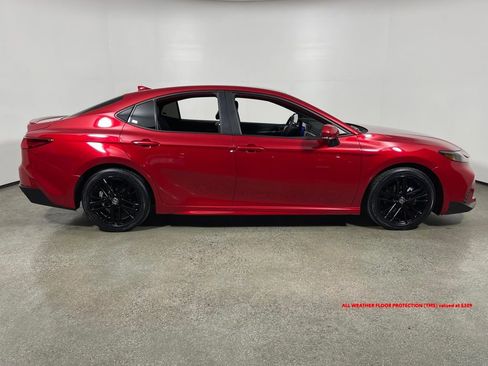 Certified 2025 Toyota Camry SE image 2