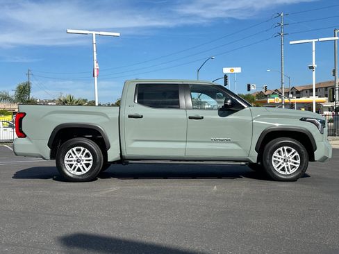 New 2026 Toyota Tundra SR5 image 6