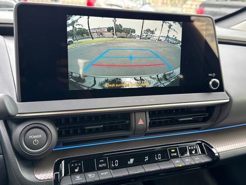 New 2027 Toyota Prius XLE FWD image 31