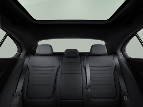 Used 2025 Mercedes-Benz C 300 Sedan image 44