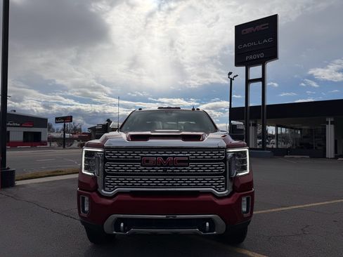 Used 2021 GMC Sierra 3500 Denali w/ Denali Ultimate Package image 3