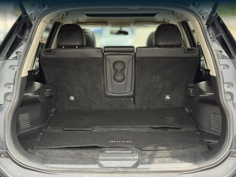 Used 2015 Nissan Rogue SL w/ SL Premium Package FWD image 29
