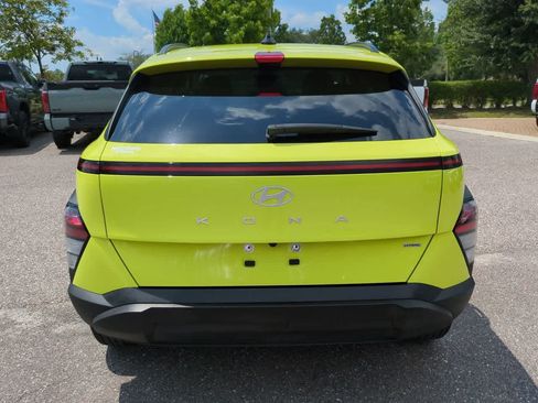 Used 2025 Hyundai Kona SEL AWD/4WD image 5