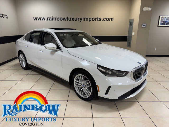 Used 2024 BMW 530i w/ Convenience Package RWD image 1