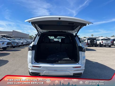 New 2026 Buick Enclave Avenir w/ Super Cruise Package image 16