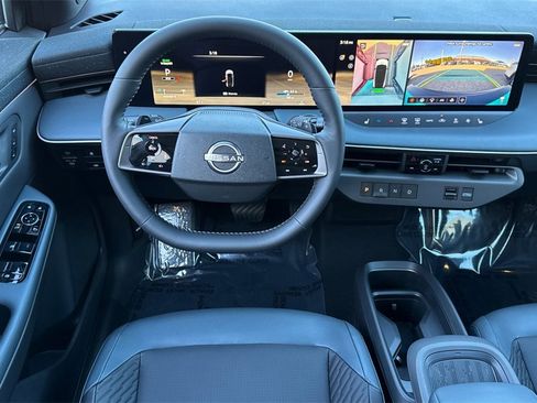 New 2026 Nissan Leaf Platinum+ image 11