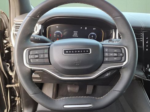 Used 2023 Jeep Wagoneer L Series III w/ Rear Seat Video Group 1 image 16