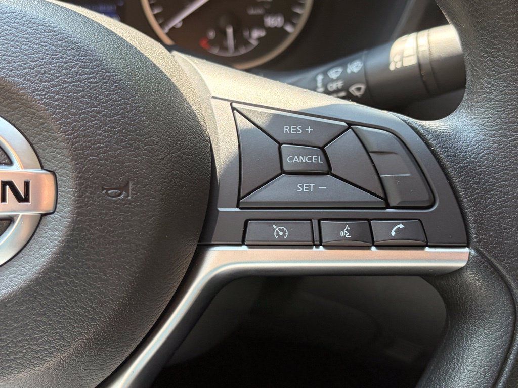 Used 2022 Nissan Sentra S FWD image 18