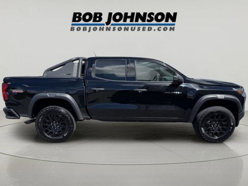 Used 2023 Chevrolet Colorado Trail Boss w/ Advanced Trailering Package AWD/4WD image 2