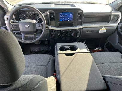 New 2025 Ford F550 4x4 SuperCab Super Duty