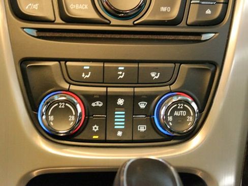 Used 2017 Buick Verano Convenience FWD image 22