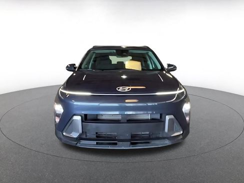 Used 2025 Hyundai Kona SEL image 3