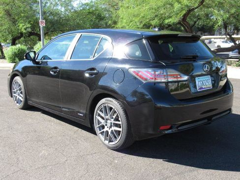 Used 2013 Lexus CT 200h image 8