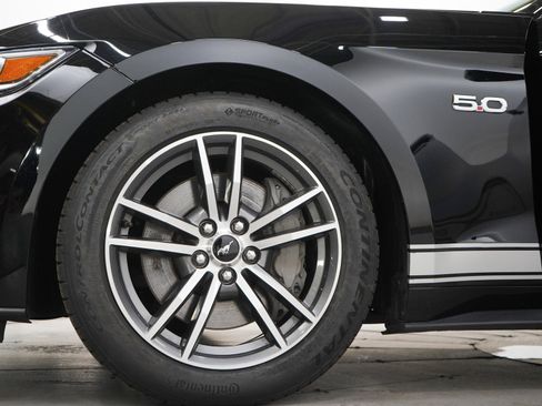 Used 2016 Ford Mustang GT Premium RWD image 25