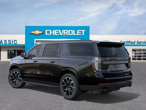 New 2026 Chevrolet Suburban RST w/ Advanced Technology Package image 3