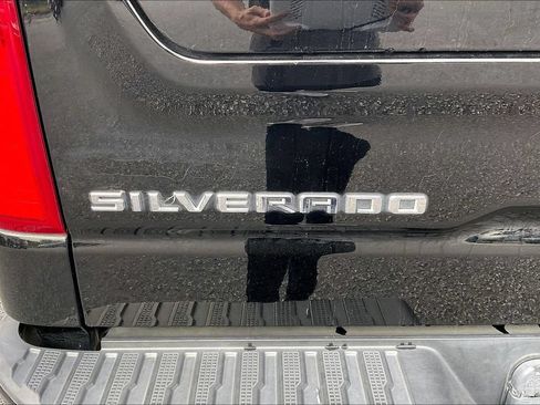 Used 2021 Chevrolet Silverado 1500 RST w/ Texas Edition Plus RWD image 8
