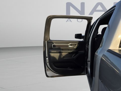 Used 2025 RAM 1500 Big Horn AWD/4WD image 16