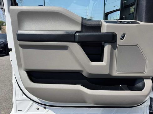 Used 2018 Ford F250 XL w/ Power Equipment Group RWD image 22