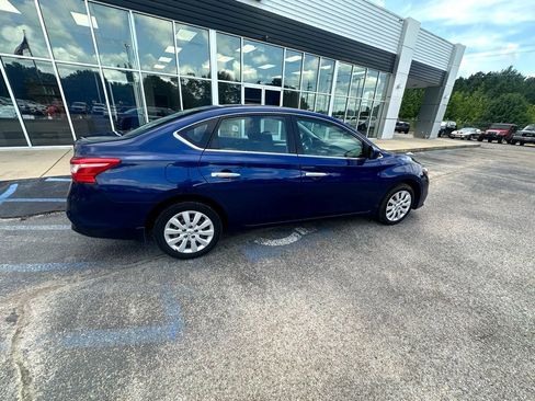 Used 2019 Nissan Sentra S FWD image 4