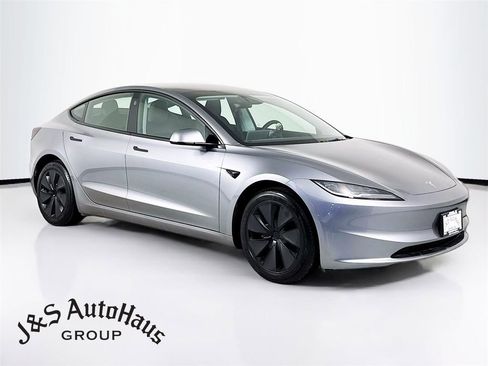 Used 2025 Tesla Model 3 Long Range image 1