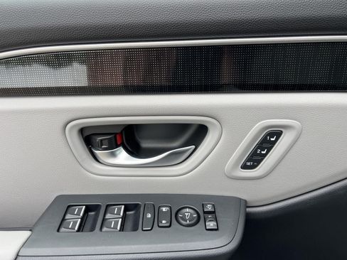 Used 2025 Honda Pilot Elite image 17