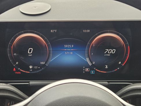 Certified 2021 Mercedes-Benz GLA 250 image 24