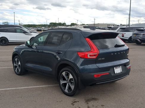 Used 2026 Volvo XC40 B5 Core w/ Protection Package Premier AWD/4WD image 4