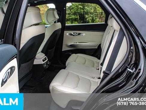 Used 2024 Genesis Electrified GV70 Advanced image 18