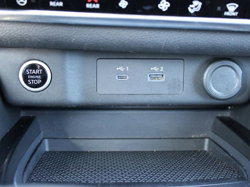 Certified 2023 Nissan Rogue SL w/ SL Premium Package image 18