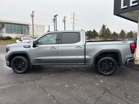 Used 2025 GMC Sierra 1500 Elevation AWD/4WD image 2