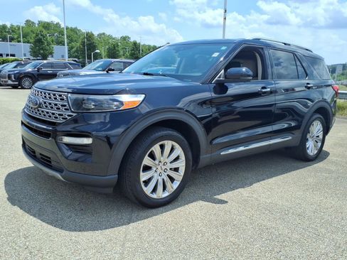 Used 2020 Ford Explorer Limited w/ Class III Trailer Tow Package AWD/4WD image 4