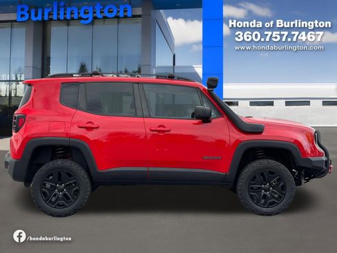 Used 2019 Jeep Renegade Sport AWD/4WD image 7