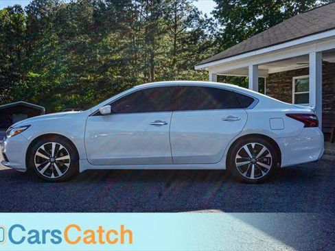 Used 2017 Nissan Altima 2.5 SR image 8