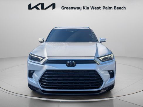 Used 2026 Toyota Grand Highlander AWD Hybrid image 2