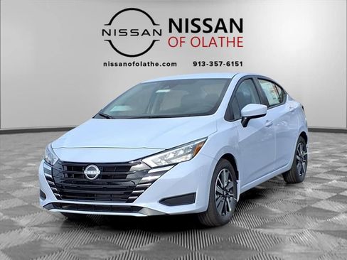 New 2025 Nissan Versa SV w/ Trunk Package FWD image 1