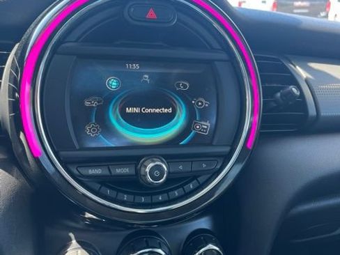 Used 2017 MINI Cooper 4-Door Hardtop FWD image 48