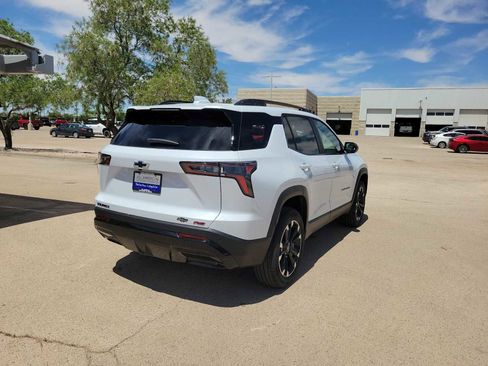 New 2026 Chevrolet Equinox RS w/ LPO, Floor Liner Package FWD image 8