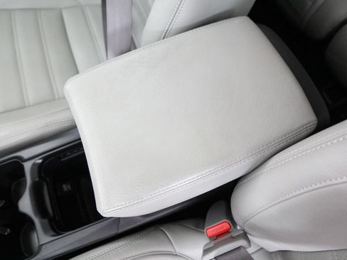 Used 2021 Honda CR-V EX image 32