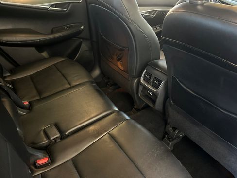 Used 2023 INFINITI QX50 Luxe FWD image 38