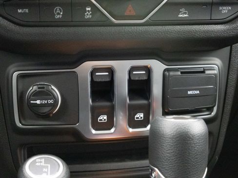 New 2026 Jeep Wrangler Sport AWD/4WD image 24