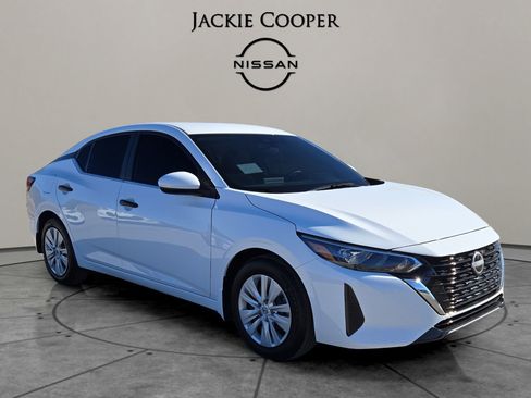 New 2025 Nissan Sentra S image 7