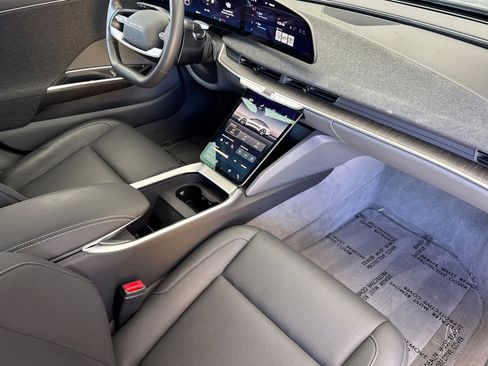 Used 2026 Lucid Air Touring AWD/4WD image 14