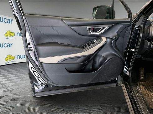 Used 2022 Subaru Forester Limited image 10