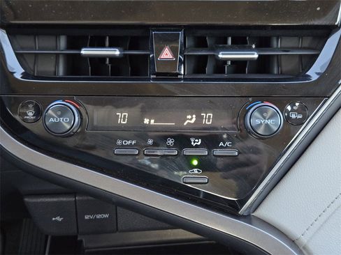 Used 2024 Toyota Camry LE image 14