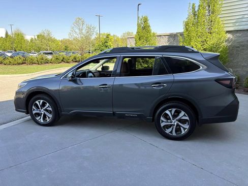 Used 2022 Subaru Outback Touring XT w/ Popular Package #2 AWD/4WD image 8