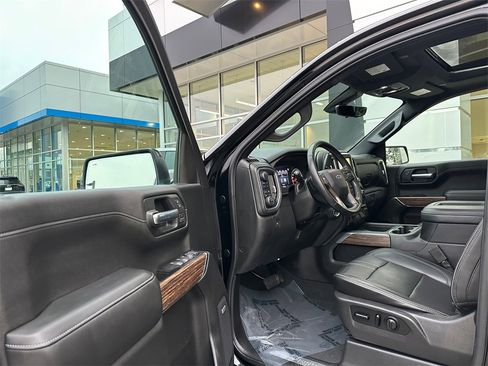 Used 2019 Chevrolet Silverado 1500 High Country w/ Technology Package image 20