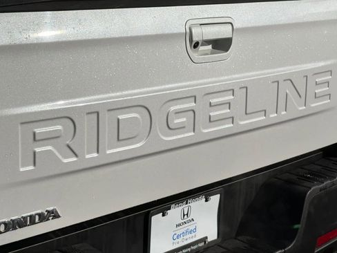 Used 2024 Honda Ridgeline RTL image 12