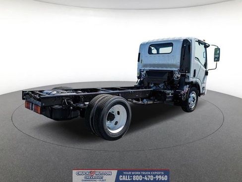 New 2024 Chevrolet Low Cab Forward RWD image 11